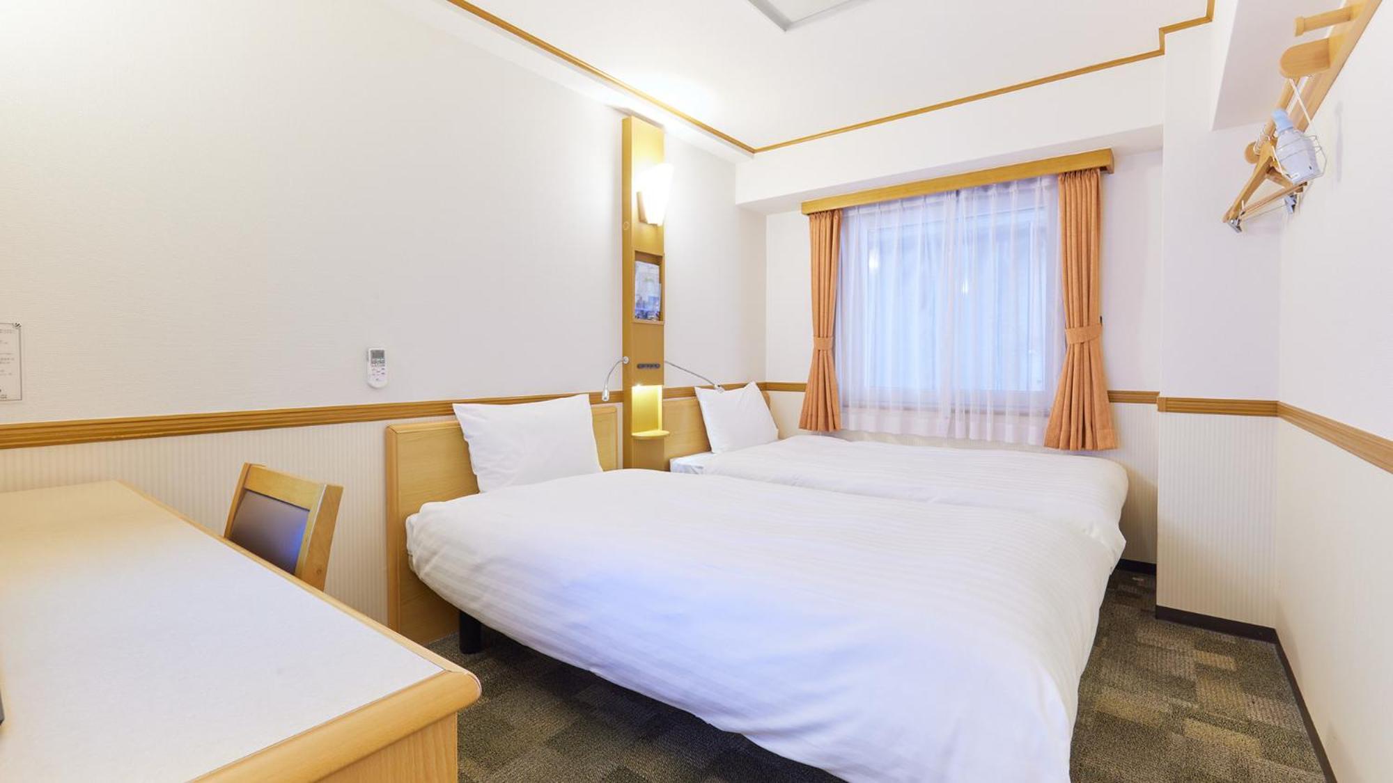 Toyoko Inn Saitama Toda Koen Eki Nishi Guchi Екстер'єр фото